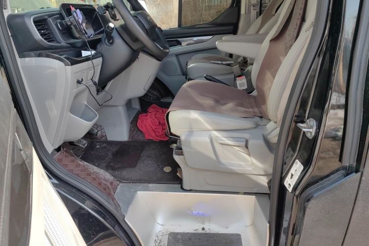Used Ford Transit 2023 2.0T Diesel Manual Commercial & Travel Version Mid-axle Medium Roof 7/8/9-Seater Left Front Seat
