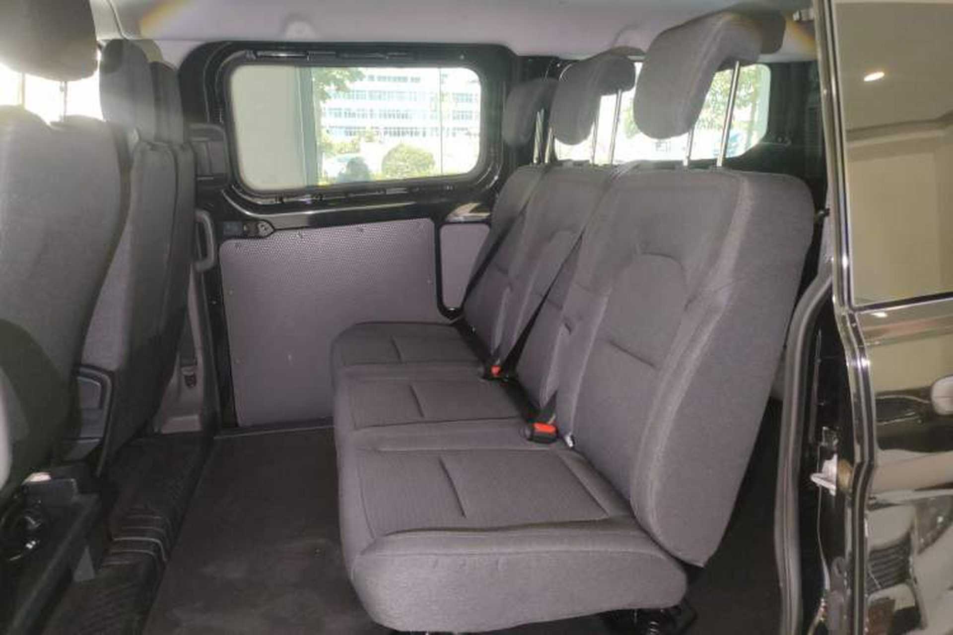 Used Ford Transit 2023 2.0T Gasoline Automatic Multi-Function Commercial Vehicle Short Wheelbase Low Roof 5/6 Seats Left Rear Seat