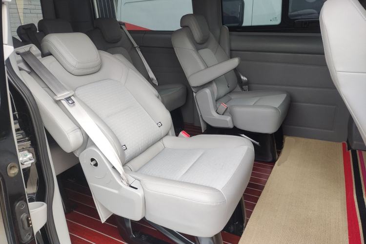 Used Ford Transit 2023 2.0T Diesel Automatic Commercial & Travel Version Mid-axle Low-roof Design 7/8/9-Seater Left Rear Seat