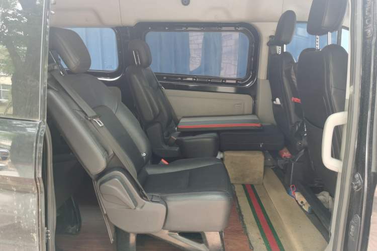 Used Ford Transit 2023 2.0T Diesel Manual Commercial & Travel Version Mid-axle Medium Roof 7/8/9-Seater Left Rear Seat