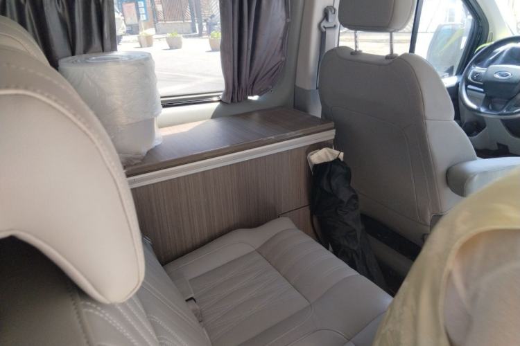 Used Ford Transit 2023 2.0T Diesel Automatic Commercial & Travel Version Mid-axle Low-roof Design 7/8/9-Seater Left Rear Seat