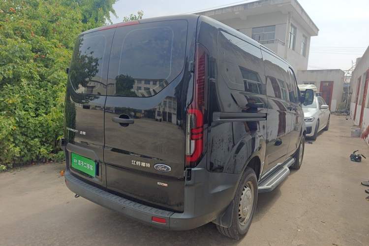 Used Ford Transit 2023 2.0T Diesel Manual Multifunction Commercial Vehicle Short Wheelbase Low Roof 5/6 Seats Rear Right 45 Deg