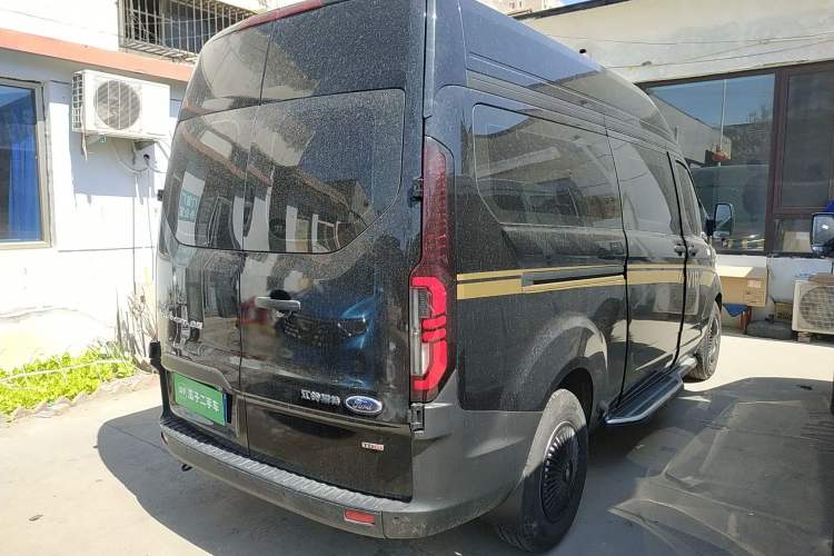 Used Ford Transit 2023 2.0T Diesel Automatic Multi-Purpose Commercial Vehicle Mid-Frame Mid-Roof 5/6 Seats Rear Right 45 Deg