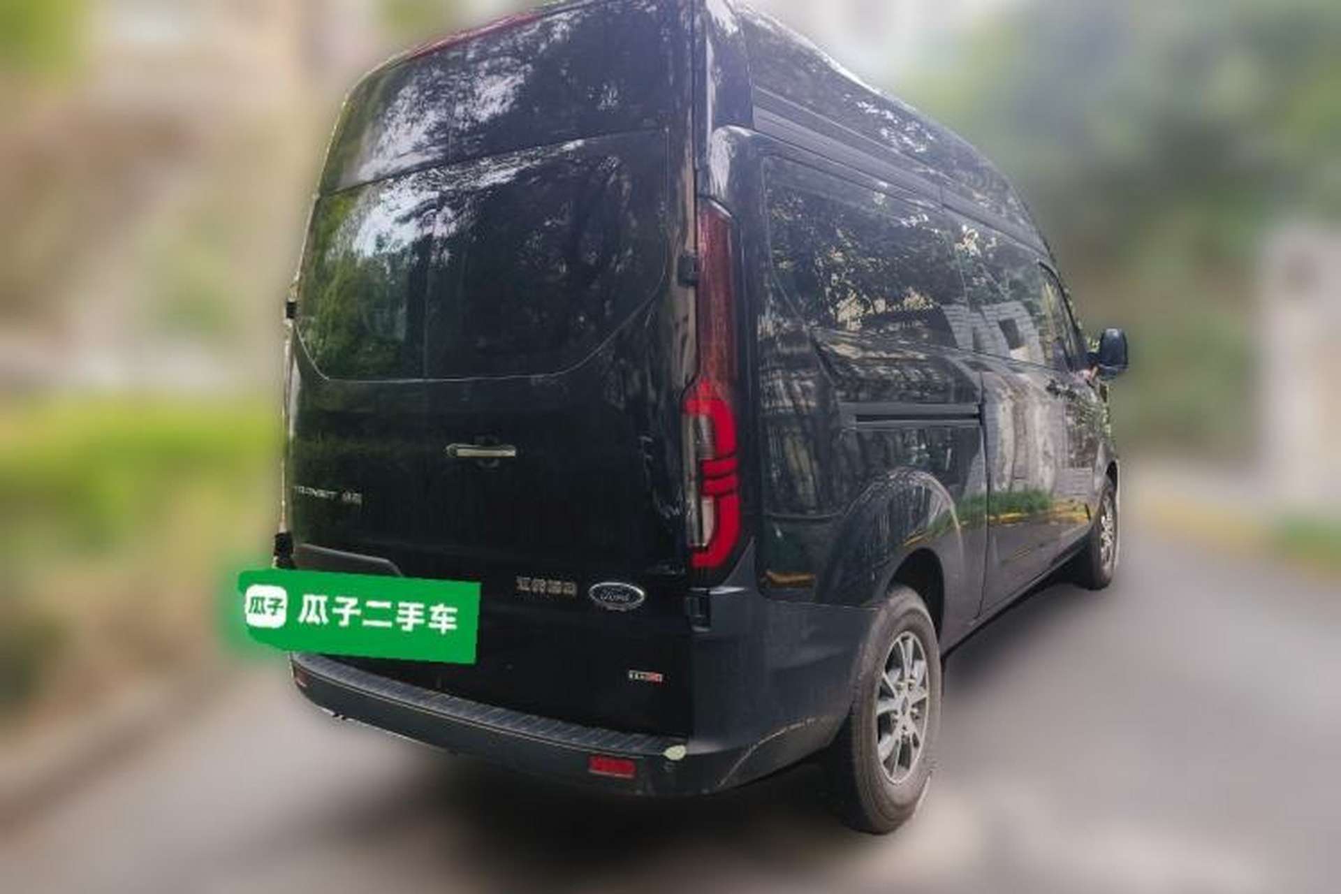 Used Ford Transit 2023 2.0T Diesel Automatic Multi-Purpose Commercial Vehicle Mid-Frame Mid-Roof 5/6 Seats Rear Right 45 Deg