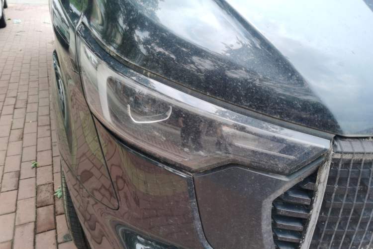 Used Ford Transit 2023 2.0T Diesel Manual Commercial & Travel Version Mid-axle Medium Roof 7/8/9-Seater Right Front Headlight