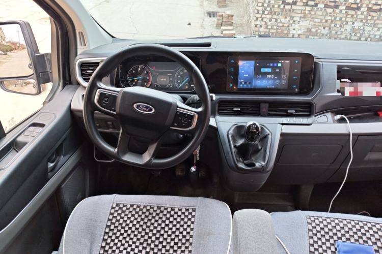 Used Ford Transit 2023 2.0T Diesel Manual Multifunction Commercial Vehicle Short Wheelbase Low Roof 5/6 Seats Steering Wheel