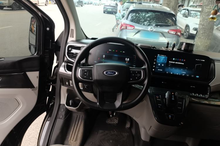 Used Ford Transit 2023 2.0T Diesel Automatic Commercial & Travel Model Mid-axle Medium Roof 7/8/9-Seater Steering Wheel