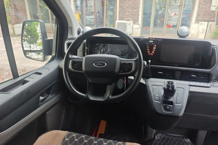 Used Ford Transit 2023 2.0T Diesel Automatic Multi-Function Commercial Vehicle Short Wheelbase Low Roof 5/6 Seats Steering Wheel