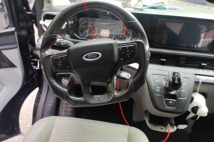 Used Ford Transit 2023 2.0T Diesel Automatic Commercial & Travel Version Mid-axle Low-roof Design 7/8/9-Seater Steering Wheel