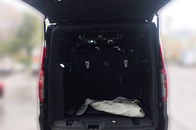 Used Ford Transit 2023 2.0T Diesel Automatic Commercial & Travel Version Mid-axle Low-roof Design 7/8/9-Seater Trunk