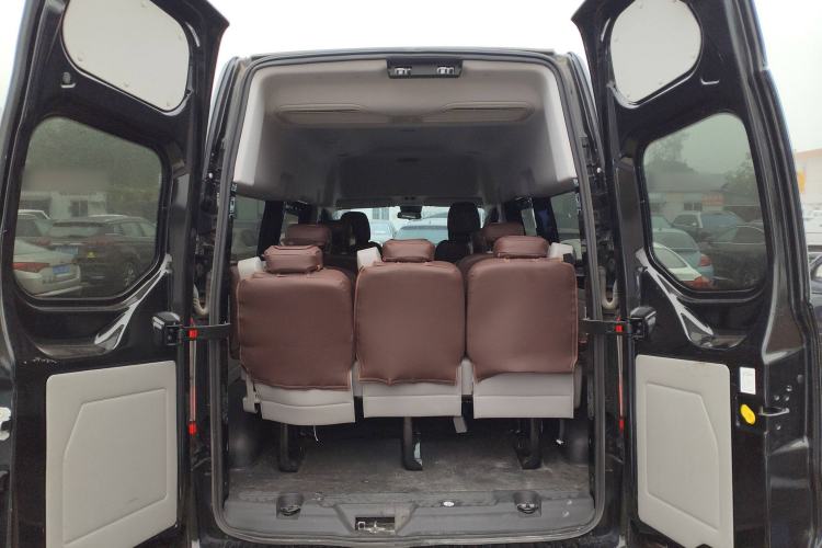 Used Ford Transit 2023 2.0T Gasoline Automatic Business & Travel Model Mid-axle Medium Roof 7/8/9-Seater Trunk