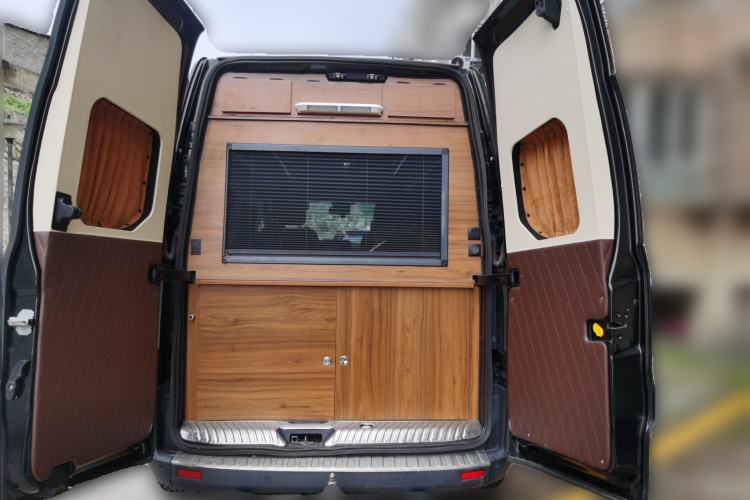Used Ford Transit 2023 2.0T Diesel Automatic Multi-Purpose Commercial Vehicle Mid-Frame Mid-Roof 5/6 Seats Trunk