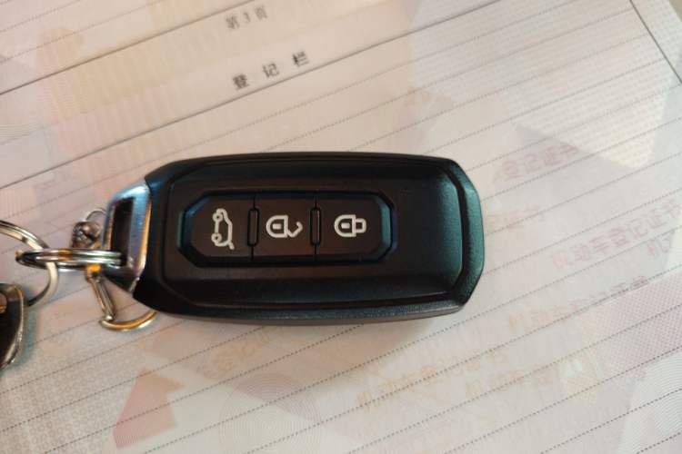 Used Ford Transit 2023 2.0T Gasoline Automatic Business & Travel Model Mid-axle Low-roof Design 7/8/9-Seater Vehicle Key