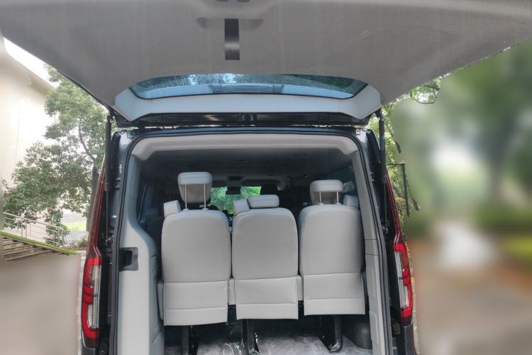 Used Ford Transit 2023 2.0T Gasoline Automatic Business & Travel Model Mid-axle Low-roof Design 7/8/9-Seater Trunk