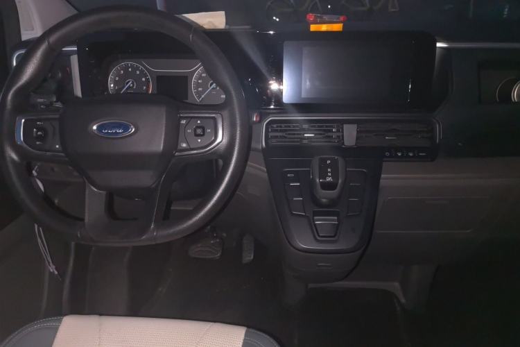Used Ford Transit  Center Console
