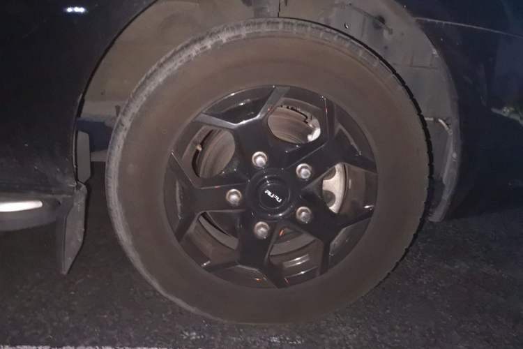Used Ford Transit  Right Front Wheel Hub