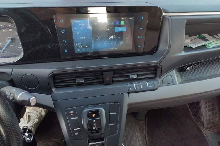 Used Ford Transit 2023 2.0T Diesel Automatic Multi-Purpose Commercial Vehicle Mid-Frame Mid-Roof 5/6 Seats Audio And AC Panel