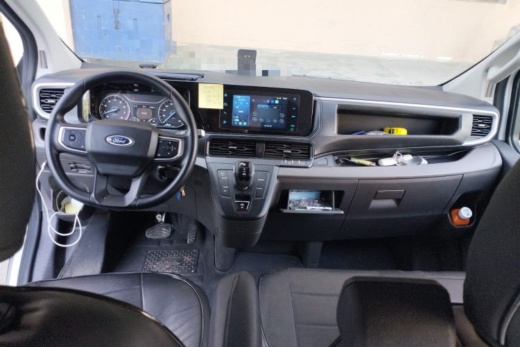 Used Ford Transit 2023 2.0T Gasoline Automatic Multi-Purpose Commercial Vehicle Mid-Drive Low-Roof Design 5/6 Seats Center Console