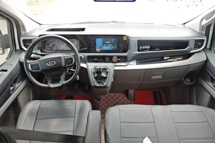 Used Ford Transit 2023 2.0T Diesel Manual Multifunction Commercial Vehicle Mid-axle Mid-roof 5/6 Seats Center Console