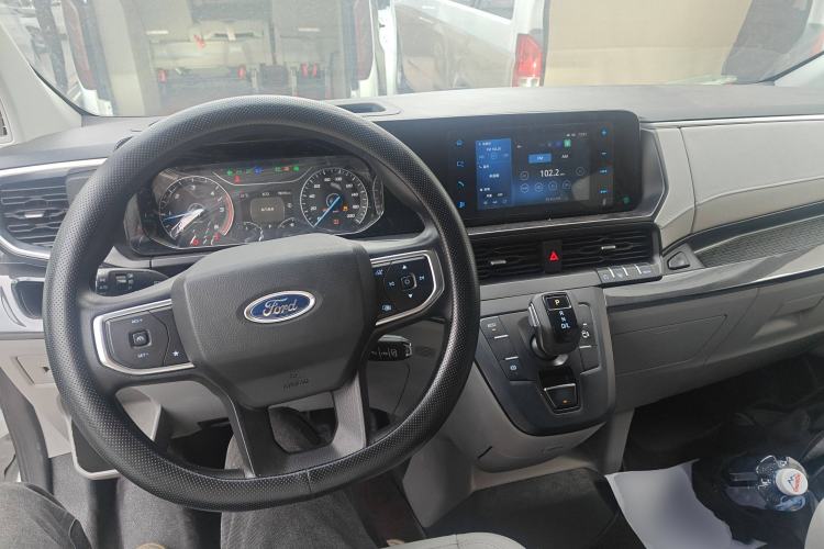 Used Ford Transit 2023 2.0T Diesel Automatic Commercial & Travel Version Mid-axle Low-roof Design 7/8/9-Seater Center Console