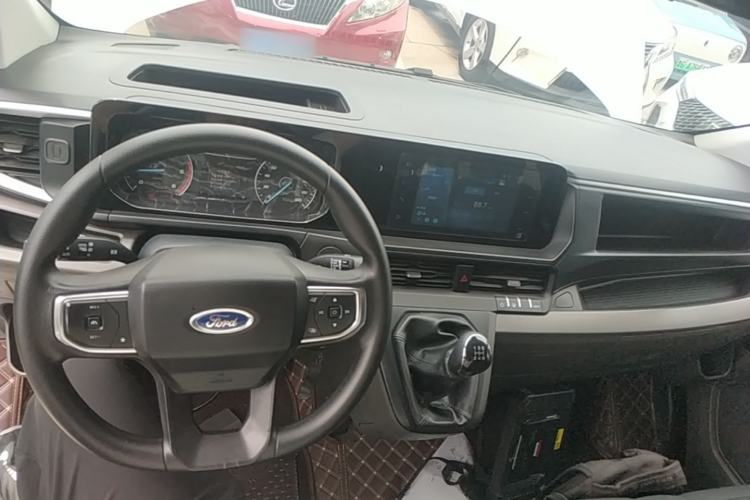 Used Ford Transit 2023 2.0T Diesel Manual Multifunction Commercial Vehicle Short Wheelbase Low Roof 5/6 Seats Center Console
