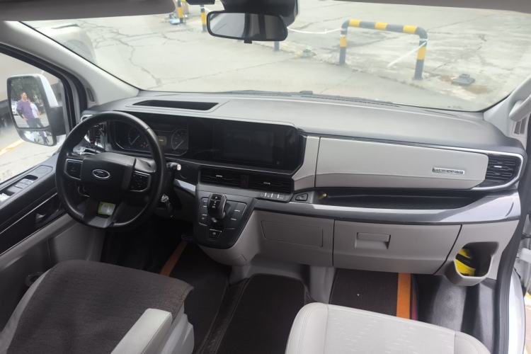 Used Ford Transit 2023 2.0T Diesel Automatic Commercial & Travel Model Mid-axle Medium Roof 7/8/9-Seater Center Console