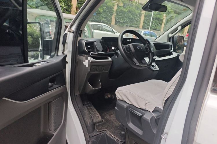 Used Ford Transit 2023 2.0T Diesel Automatic Multi-Function Commercial Vehicle Short Wheelbase Low Roof 5/6 Seats Driver Seat