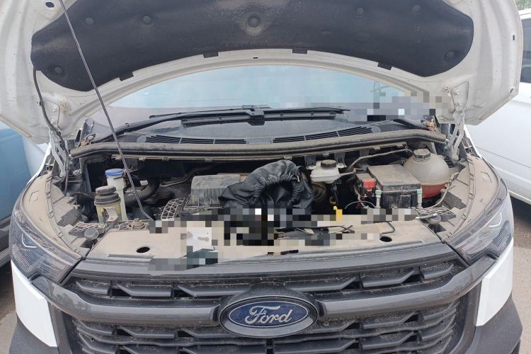 Used Ford Transit  Engine Bay