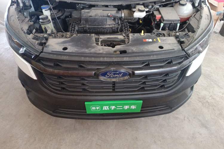 Used Ford Transit 2023 2.0T Diesel Manual Multifunction Commercial Vehicle Short Wheelbase Low Roof 5/6 Seats Engine Bay