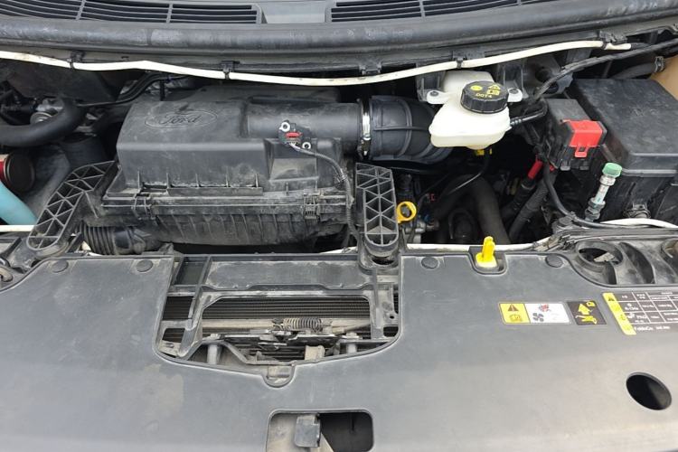 Used Ford Transit 2023 2.0T Diesel Automatic Commercial & Travel Version Mid-axle Medium Roof – Available in 10/11/12-Seater Configurations Engine Bay