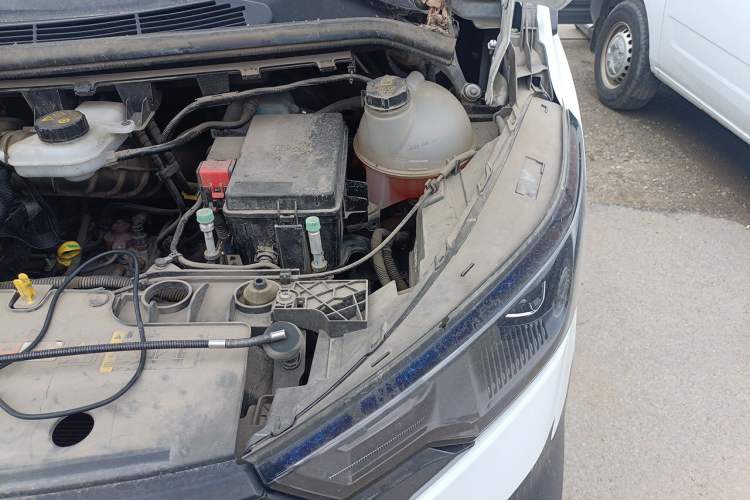Used Ford Transit  Engine Bay Left