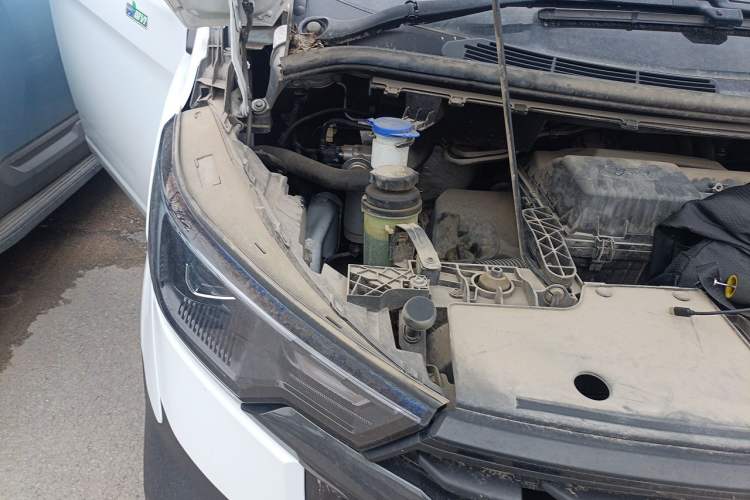 Used Ford Transit  Engine Bay Right