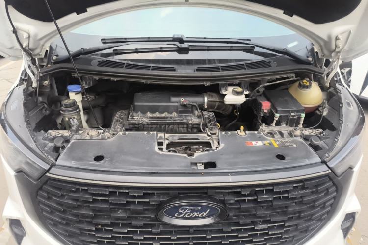 Used Ford Transit 2023 2.0T Diesel Automatic Commercial & Travel Model Mid-axle Medium Roof 7/8/9-Seater Engine Bay