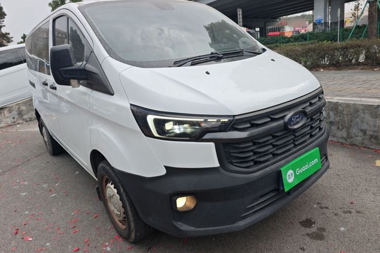 Used Ford Transit 2023 2.0T Gasoline Manual Multifunction Commercial Vehicle Short Wheelbase Low Roof 5/6 Seats Exterior 1