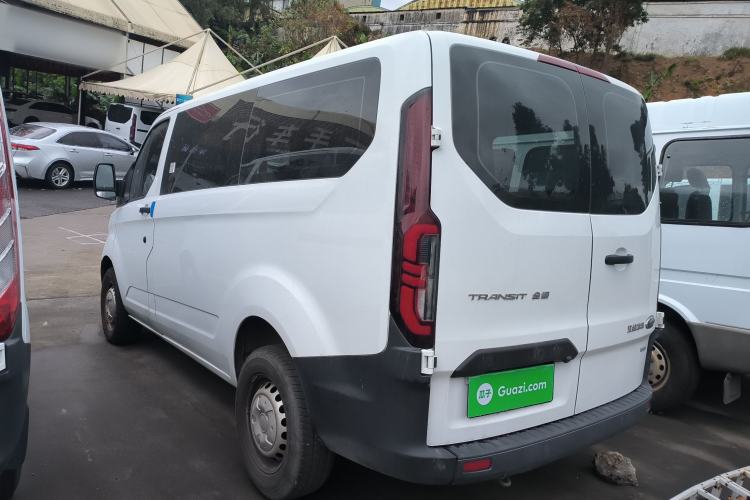 Used Ford Transit 2023 2.0T Gasoline Manual Multifunction Commercial Vehicle Short Wheelbase Low Roof 5/6 Seats Exterior 2