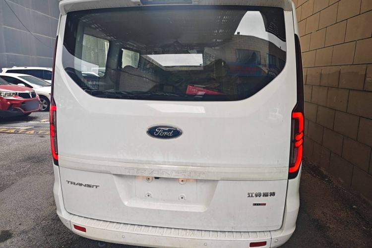 Used Ford Transit 2023 2.0T Diesel Manual Multifunction Commercial Vehicle Short Wheelbase Low Roof 5/6 Seats Exterior 4
