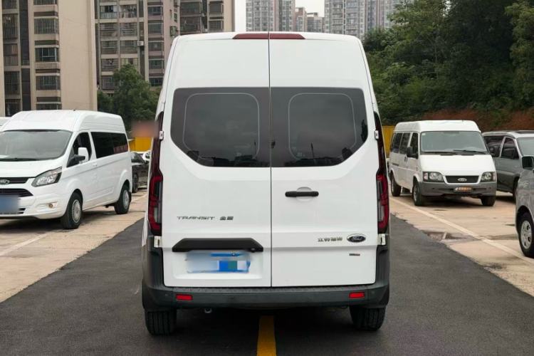 Used Ford Transit 2023 2.0T Diesel Automatic Multi-Purpose Commercial Vehicle Mid-Frame Mid-Roof 5/6 Seats Exterior 4