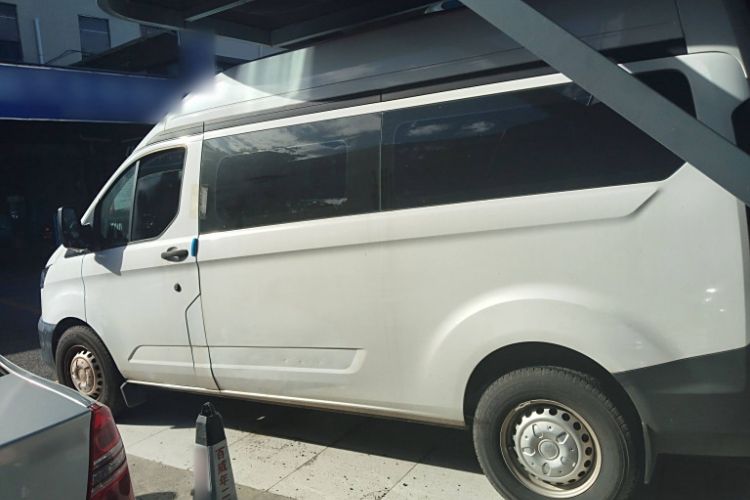 Used Ford Transit 2023 2.0T Diesel Automatic Multi-Purpose Commercial Vehicle Mid-Frame Mid-Roof 5/6 Seats Exterior 5