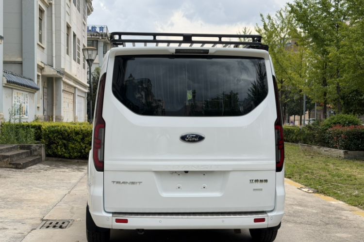 Used Ford Transit 2023 2.0T Gasoline Automatic Business & Travel Model Mid-axle Low-roof Design 7/8/9-Seater Exterior 5