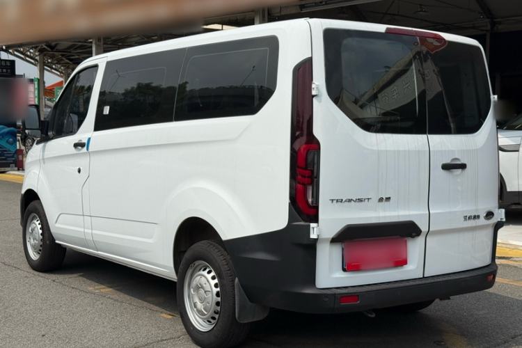 Used Ford Transit 2023 2.0T Gasoline Manual Multifunction Commercial Vehicle Short Wheelbase Low Roof 5/6 Seats Exterior 6