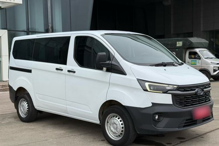 Used Ford Transit 2023 2.0T Gasoline Manual Multifunction Commercial Vehicle Short Wheelbase Low Roof 5/6 Seats Exterior 7