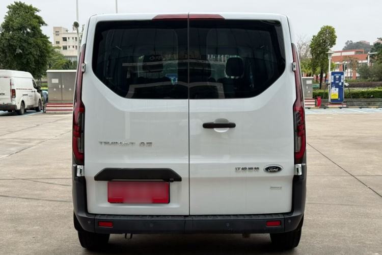Used Ford Transit 2023 2.0T Gasoline Manual Multifunction Commercial Vehicle Short Wheelbase Low Roof 5/6 Seats Exterior 9