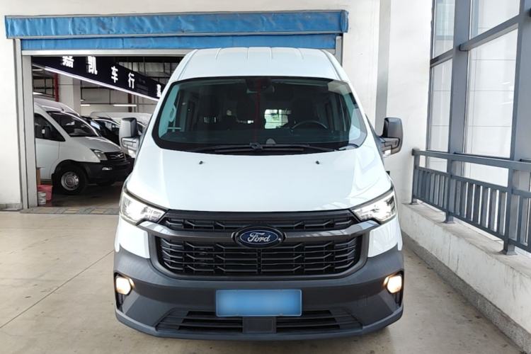 Used Ford Transit 2023 2.0T Diesel Manual Multifunction Commercial Vehicle Mid-axle Mid-roof 5/6 Seats Front