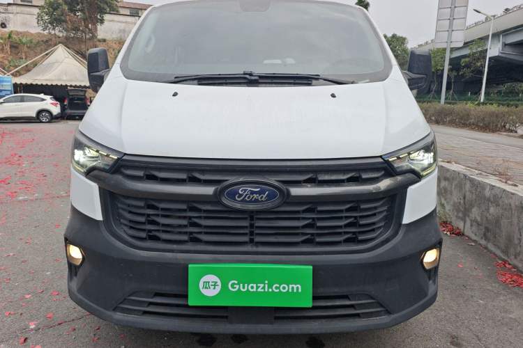 Used Ford Transit 2023 2.0T Gasoline Manual Multifunction Commercial Vehicle Short Wheelbase Low Roof 5/6 Seats Front
