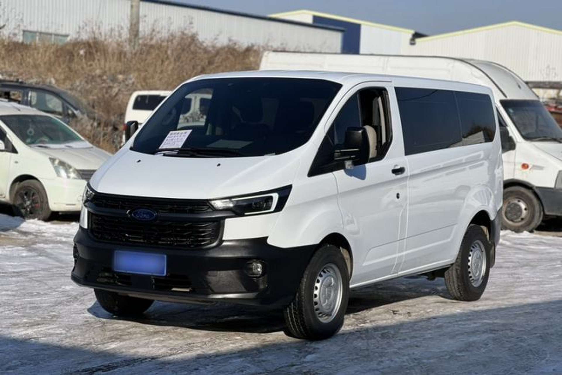 Used Ford Transit 2023 2.0T Diesel Manual Multifunction Commercial Vehicle Short Wheelbase Low Roof 5/6 Seats Front Left 45 Deg