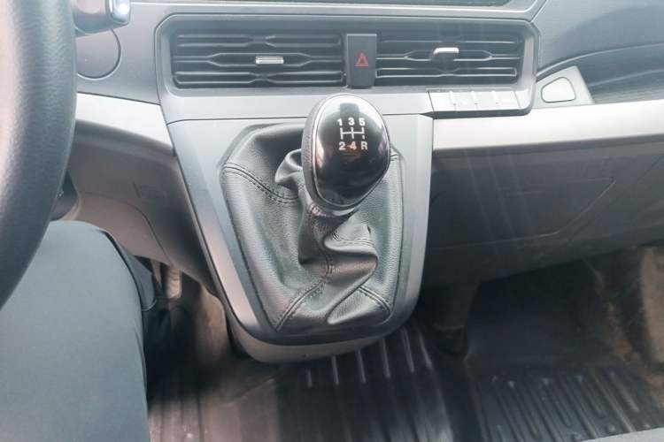Used Ford Transit  Gear Lever
