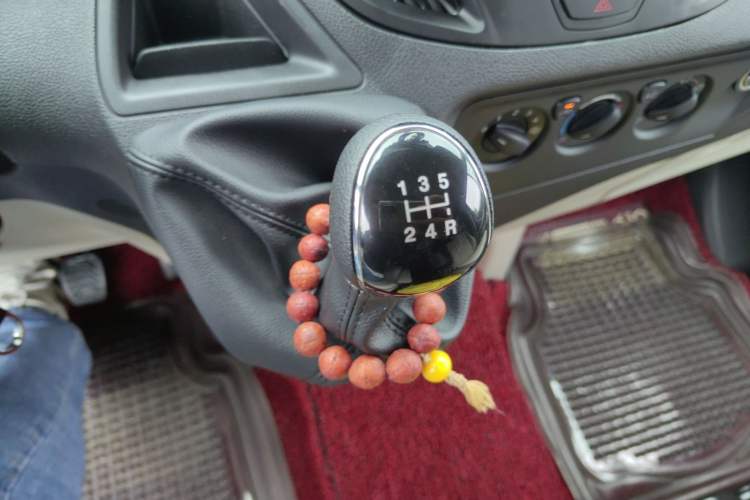 Used Ford Transit 2023 2.0T Diesel Manual Commercial & Travel Version Mid-axle Low-roof Design 7/8/9-Seater Gear Lever