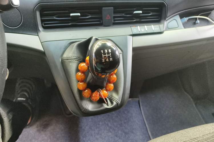 Used Ford Transit 2023 2.0T Diesel Manual Multifunction Commercial Vehicle Short Wheelbase Low Roof 5/6 Seats Gear Lever