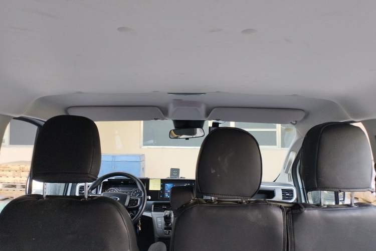 Used Ford Transit 2023 2.0T Gasoline Automatic Multi-Purpose Commercial Vehicle Mid-Drive Low-Roof Design 5/6 Seats Headliner