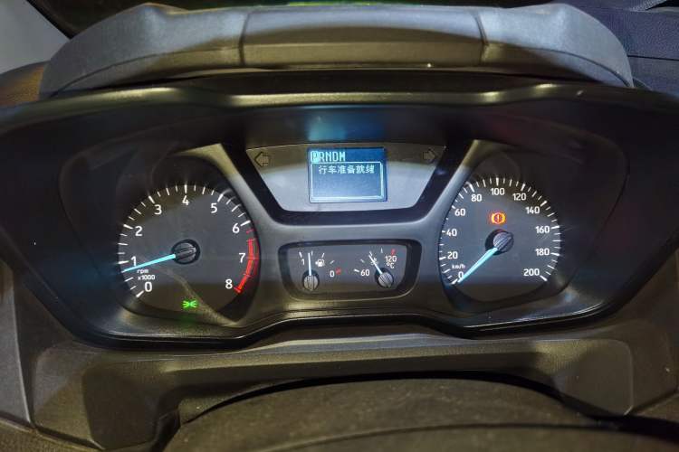 Used Ford Transit 2023 2.0T Gasoline Automatic Multi-Function Commercial Vehicle Short Wheelbase Mid-Roof Design 5/6 Seats Instrument Cluster